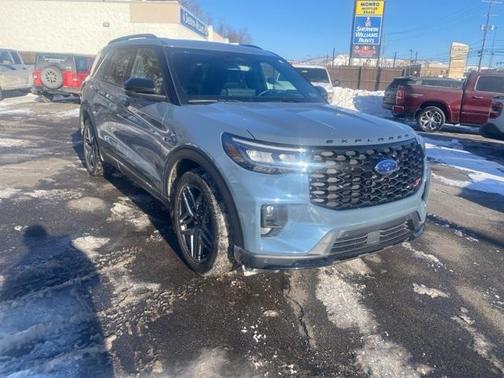 2025 Ford Explorer ST