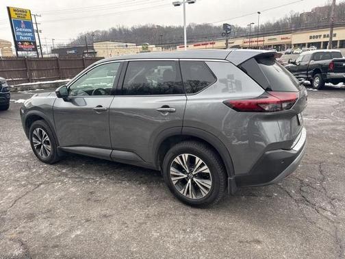 2021 Nissan Rogue SV