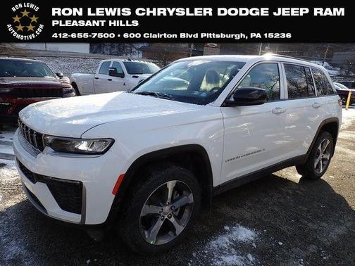 Bright White Clearcoat 2026 Jeep Grand Cherokee Limited