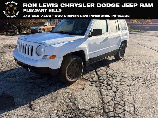 Bright White Clearcoat 2016 Jeep Patriot Sport
