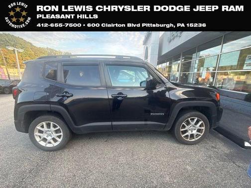 Black Clearcoat 2021 Jeep Renegade Latitude