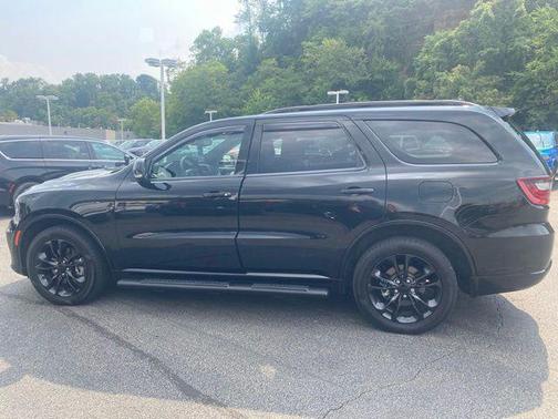 DB Black Crystal Clearcoat 2021 Dodge Durango GT