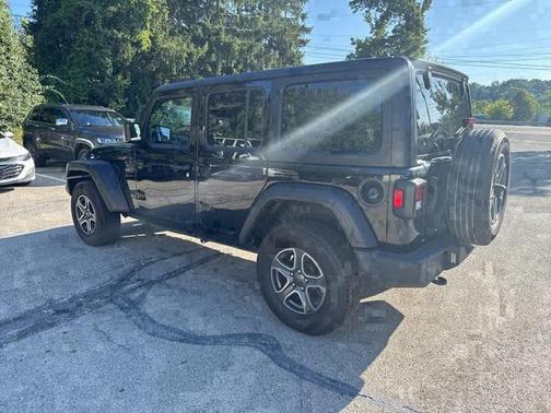 2022 Jeep Wrangler Unlimited Sport S 4x4