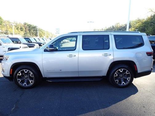 2023 Jeep Wagoneer Series III