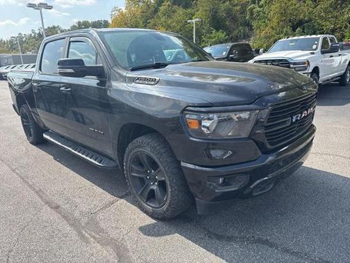 2020 RAM 1500 Big Horn Crew Cab 4x4 57' Box