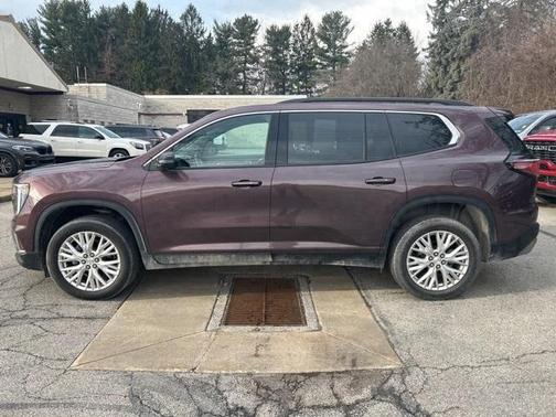 2024 GMC Acadia Elevation