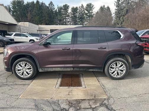 2024 GMC Acadia Elevation