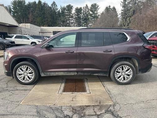 2024 GMC Acadia Elevation