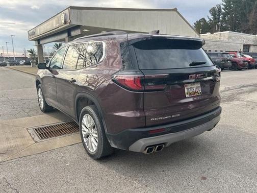 2024 GMC Acadia Elevation