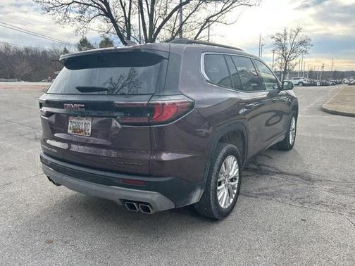 2024 GMC Acadia Elevation