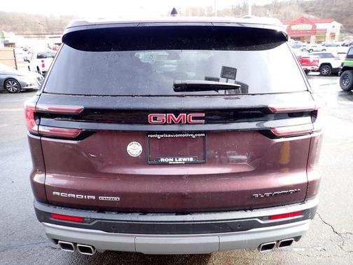 2024 GMC Acadia Elevation