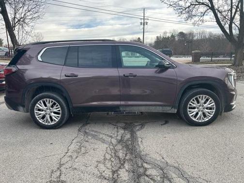 2024 GMC Acadia Elevation