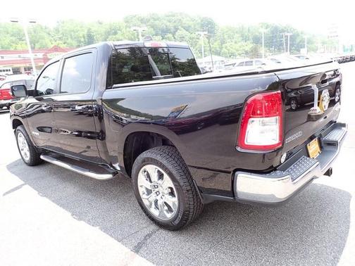 2020 RAM 1500 Big Horn Crew Cab 4x4 57' Box