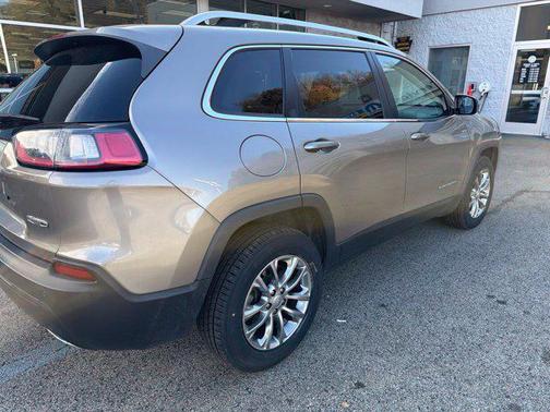 Light Brownstone Pearlcoat 2021 Jeep Cherokee Latitude Lux