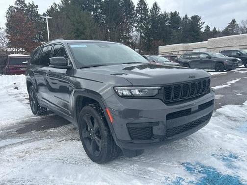 2023 Jeep Grand Cherokee L Laredo