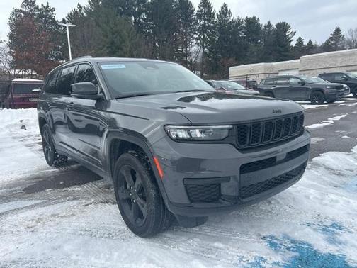 2023 Jeep Grand Cherokee L Laredo