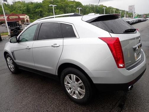 Radiant Silver Metallic 2015 Cadillac SRX Luxury Collection