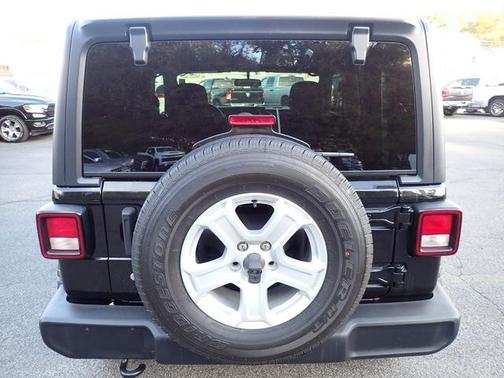 2019 Jeep Wrangler Sport