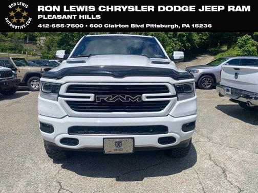 Bright White Clearcoat 2022 RAM 1500 Laramie