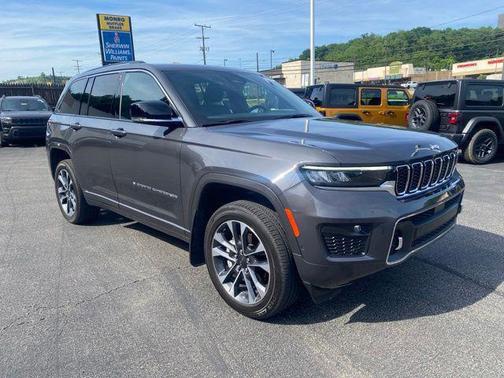 Metallic 2023 Jeep Grand Cherokee Overland