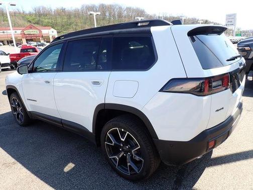 Bright White Clearcoat 2026 Jeep Cherokee Overland