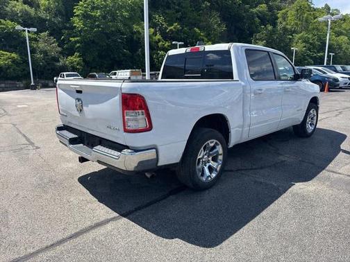 2022 RAM 1500 Big Horn Crew Cab 4x4 57' Box