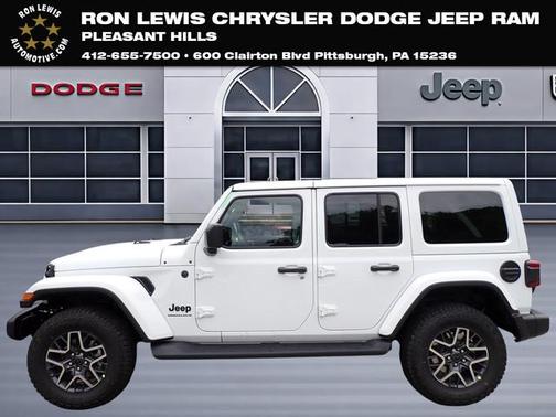 Bright White Clearcoat 2026 Jeep Wrangler Sahara