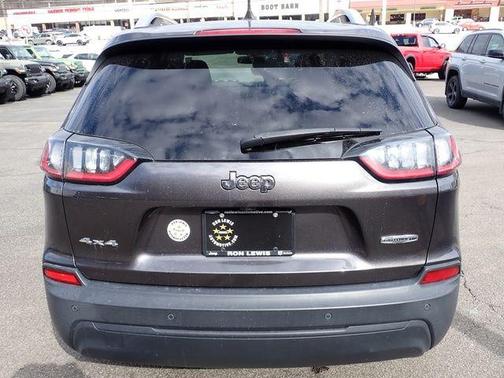 Granite Crystal Clearcoat Metallic 2020 Jeep Cherokee Latitude Plus