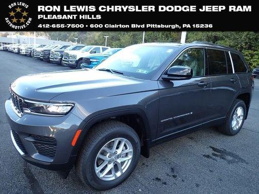 Metallic 2025 Jeep Grand Cherokee Laredo X
