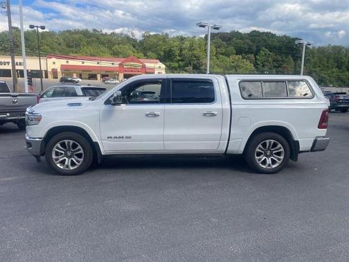2019 RAM 1500 Longhorn Crew Cab 4x4 57' Box