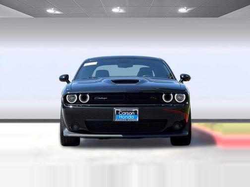 Pitch Black Clearcoat 2023 Dodge Challenger R/T Scat Pack