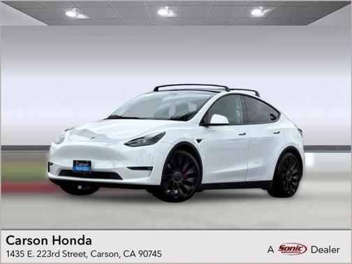 Pearl White Multi-Coat 2022 Tesla Model Y Performance Dual Motor All-Wheel Drive