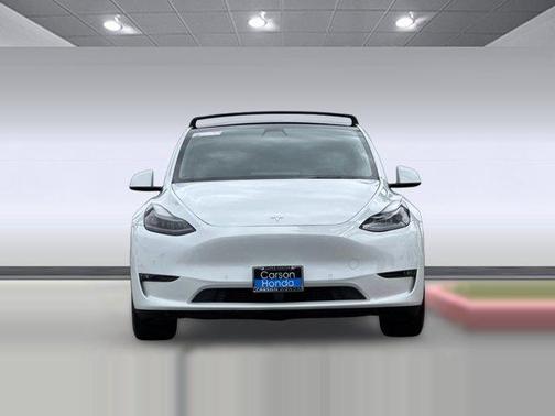 Pearl White Multi-Coat 2022 Tesla Model Y Performance Dual Motor All-Wheel Drive