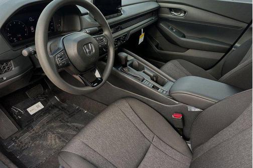 2025 Honda Accord LX 1.5T
