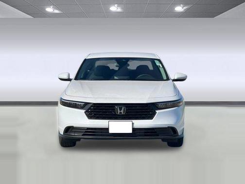 2025 Honda Accord LX 1.5T