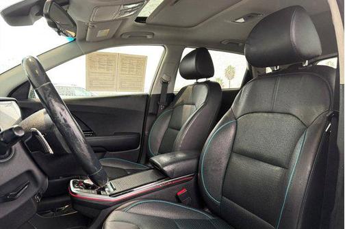 2022 Kia Niro EV EX Premium