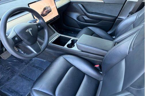 2023 Tesla Model 3 Standard Range