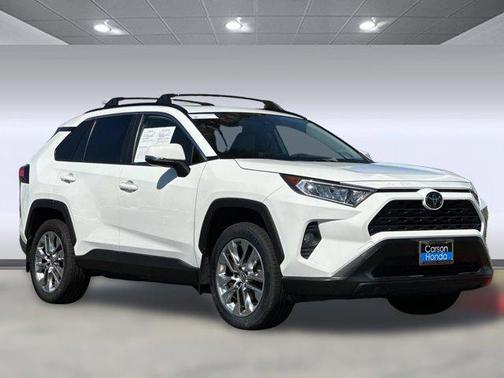 2020 Toyota RAV4 XLE Premium