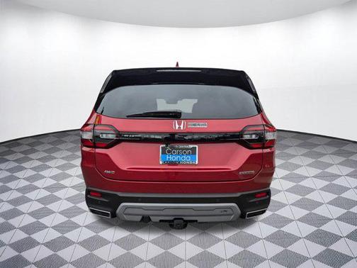 2025 Honda Pilot Touring 8-Passenger