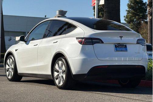 2023 Tesla Model Y Long Range Dual Motor All-Wheel Drive