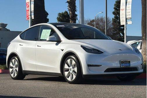 2023 Tesla Model Y Long Range Dual Motor All-Wheel Drive