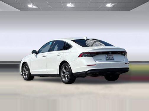 Platinum White Pearl 2024 Honda Accord EX