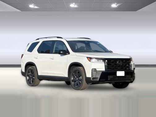 Platinum White Pearl 2026 Honda Pilot Sport