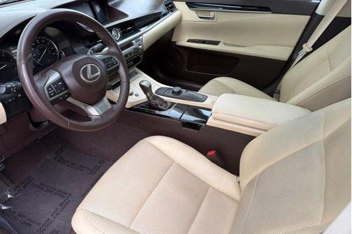 2016 Lexus ES 350 Base
