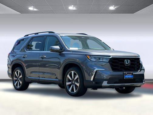 2025 Honda Pilot Touring 8-Passenger