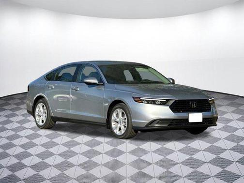 2025 Honda Accord LX 1.5T