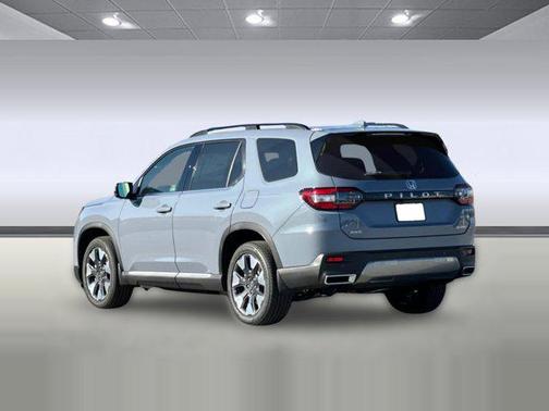 2026 Honda Pilot Touring 8-Passenger