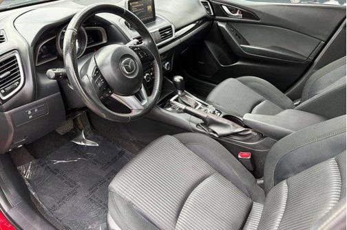 2016 Mazda Mazda3 i Touring
