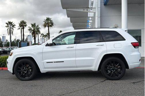 2021 Jeep Grand Cherokee Laredo