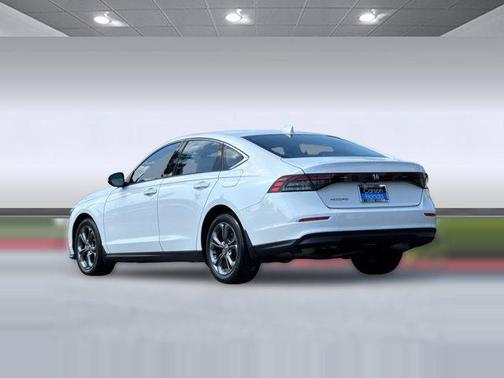 Platinum White Pearl 2023 Honda Accord EX